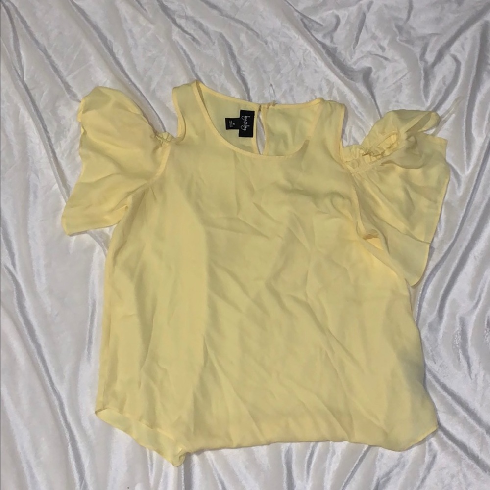 By x by yellow blouse